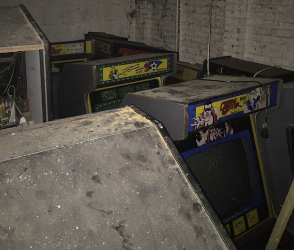 30611400376_6f0868cb67_z