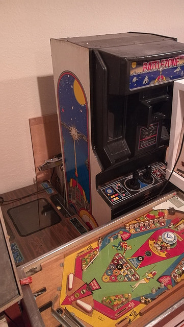 22755807158_0b5a283bf7_z