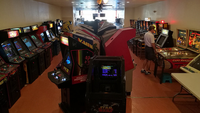 22755809828_75124a13a8_z