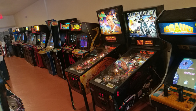 22755812928_6db148f3a3_z