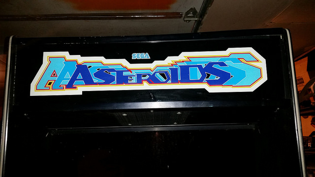 sega-asteroids-marquee