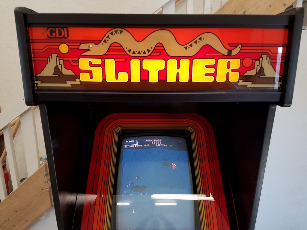 Slither Marquee
