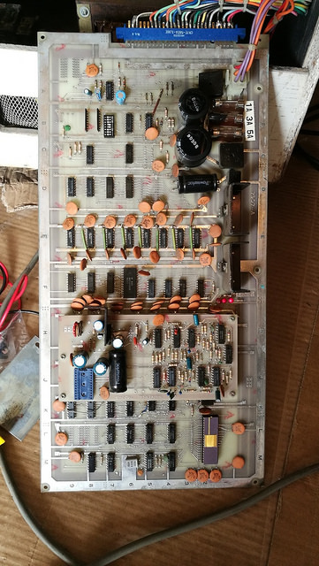 23559430618_b256cff1c9_z