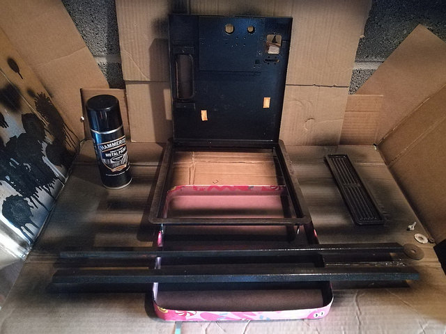 23722694298_5629b44d56_z