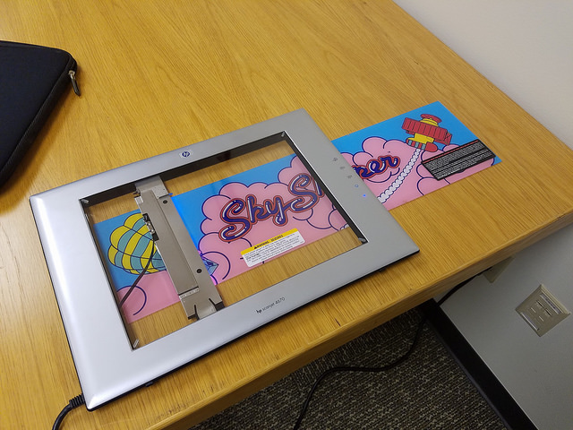 37751335316_da36da7186_z